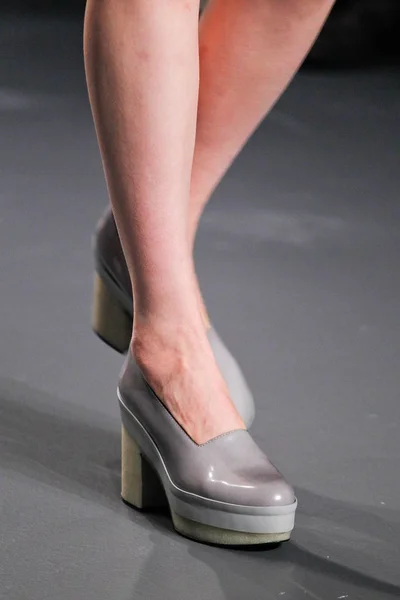 Look 11